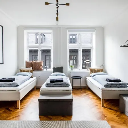 Lägenhet 165m2 Luxury Flat In Center